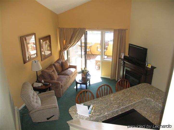 Pointes North Inn Charlevoix Chambre photo